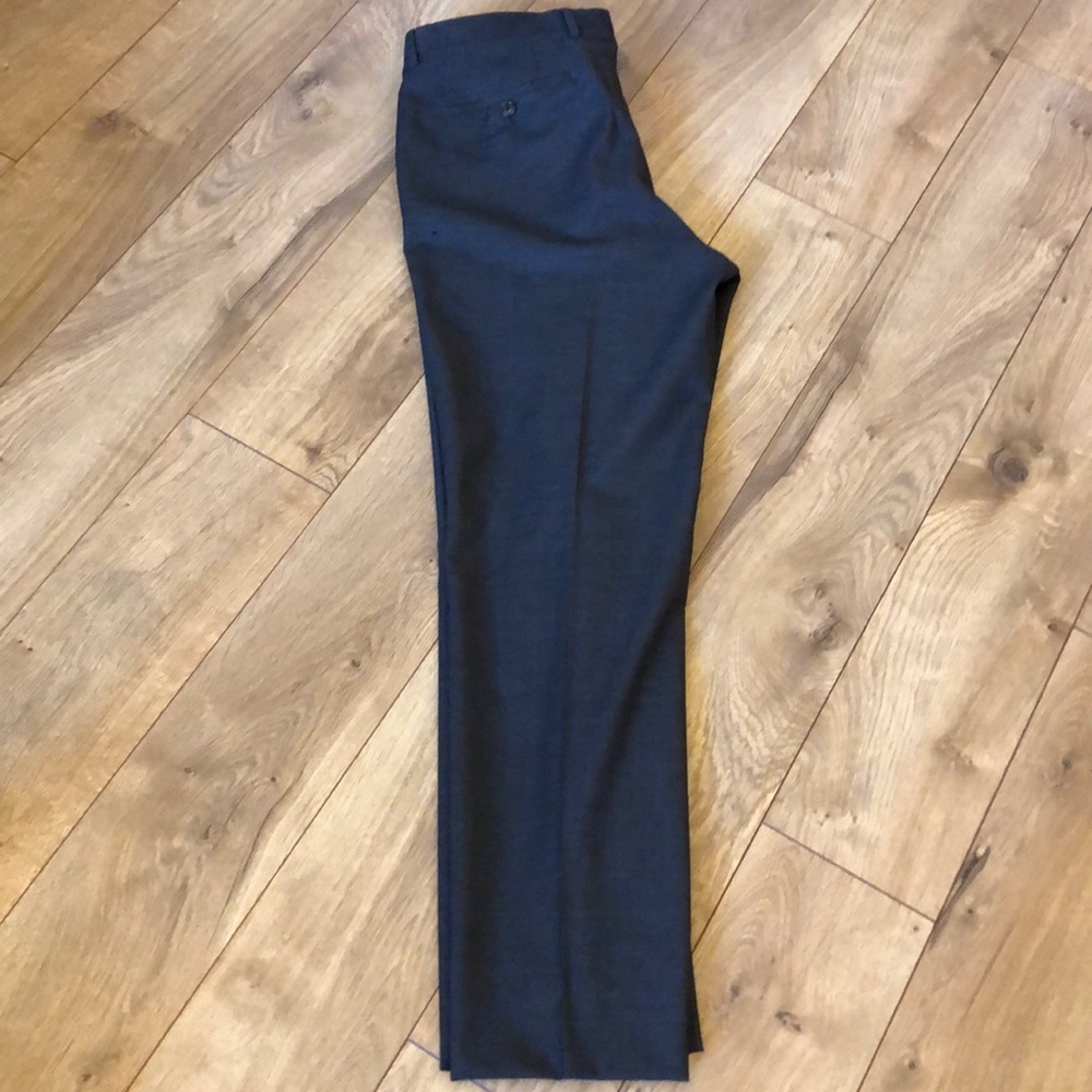 Men’s Hugo Boss Gray Pants - 34R